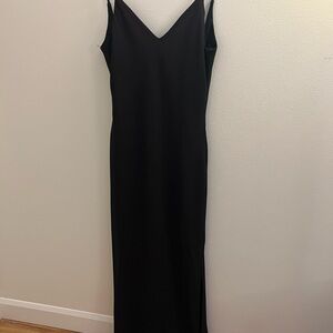 Vampy Black Backless Gown